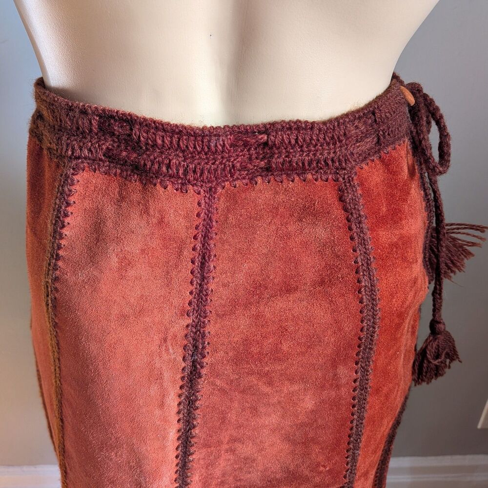 Vintage Red Suede Midi Skirt Chunky Knit Boho Dark Academia Size 0 - Picture 7 of 10